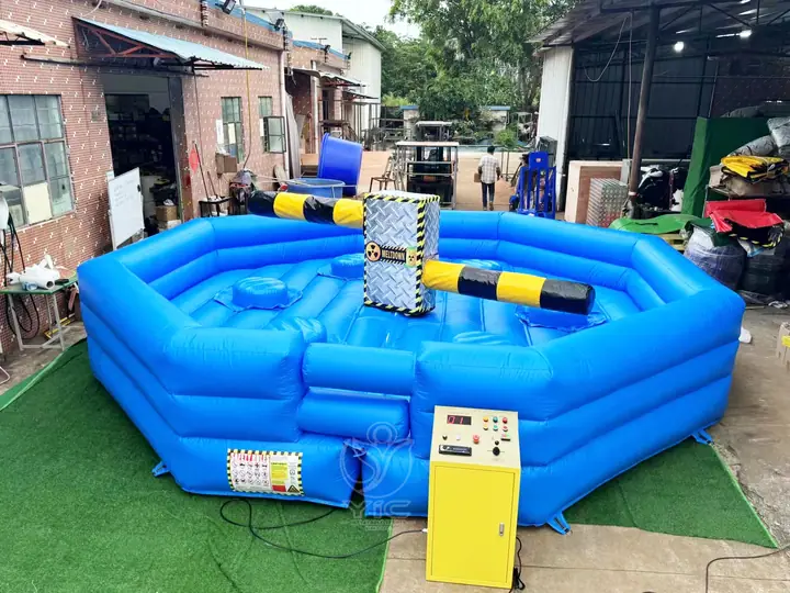 Inflatable mechanical meltdown game