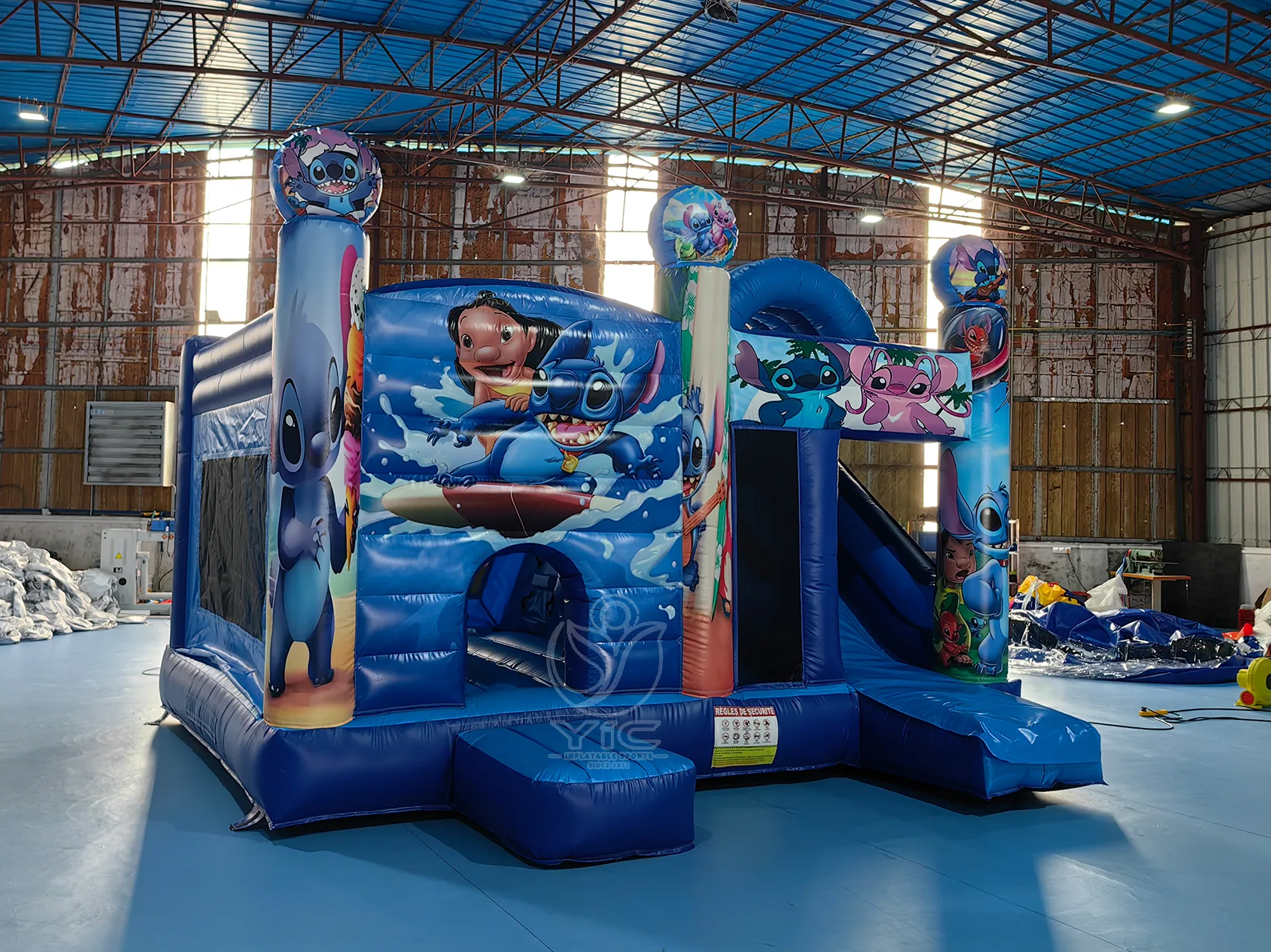 Lilo and stitch bouncy castle product photo 3