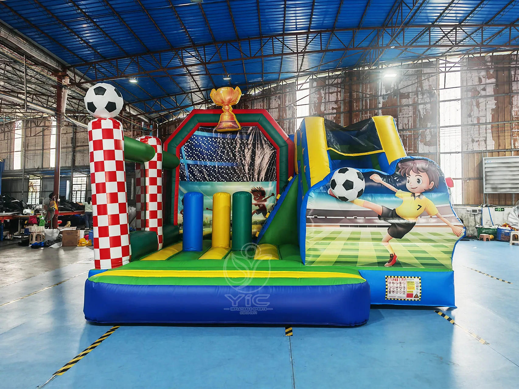 Sports combo bounce house, a commercial bounce house combo by YIC Inflatable Sports