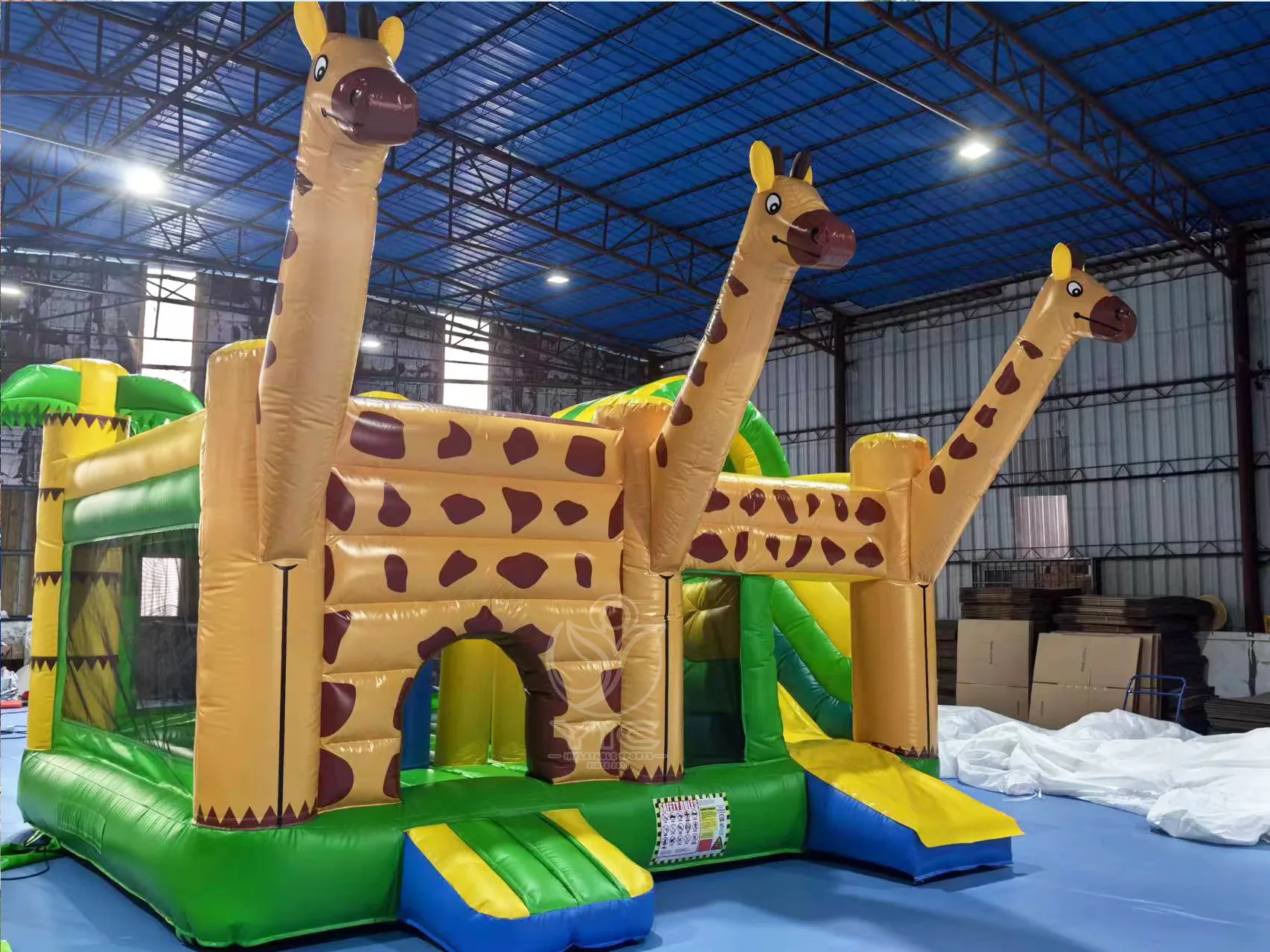 Giraffe bouncy castle product photo 2