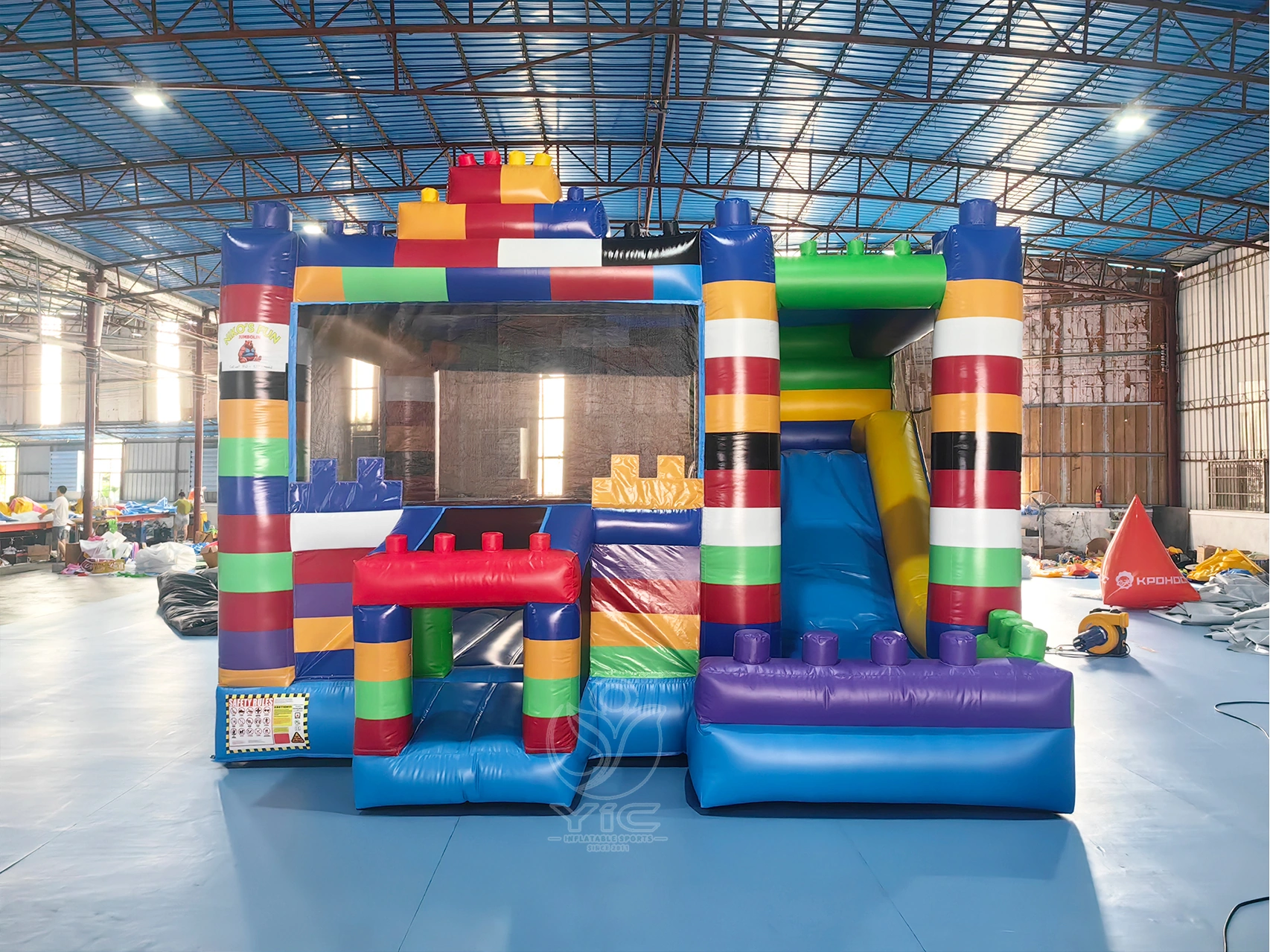 Building block bounce house