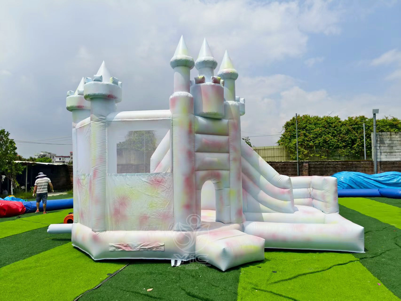 White luxury bouncy castle product photo 2