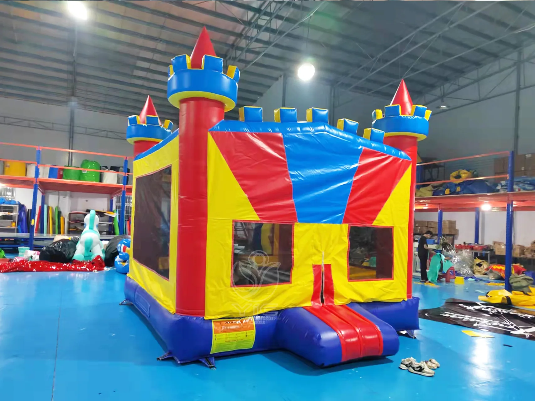 Castle bounce house product photo 2
