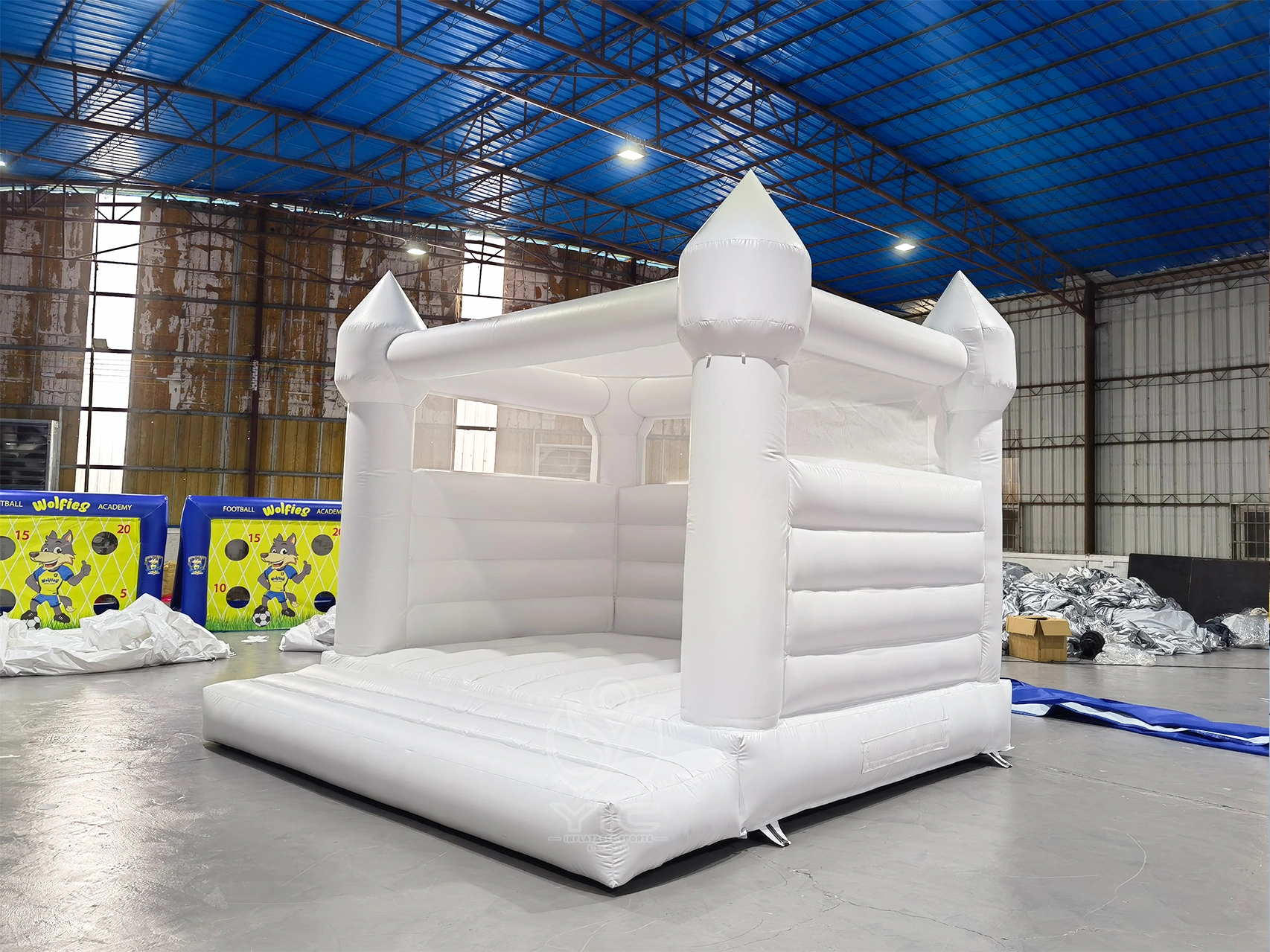Commercial white bounce house