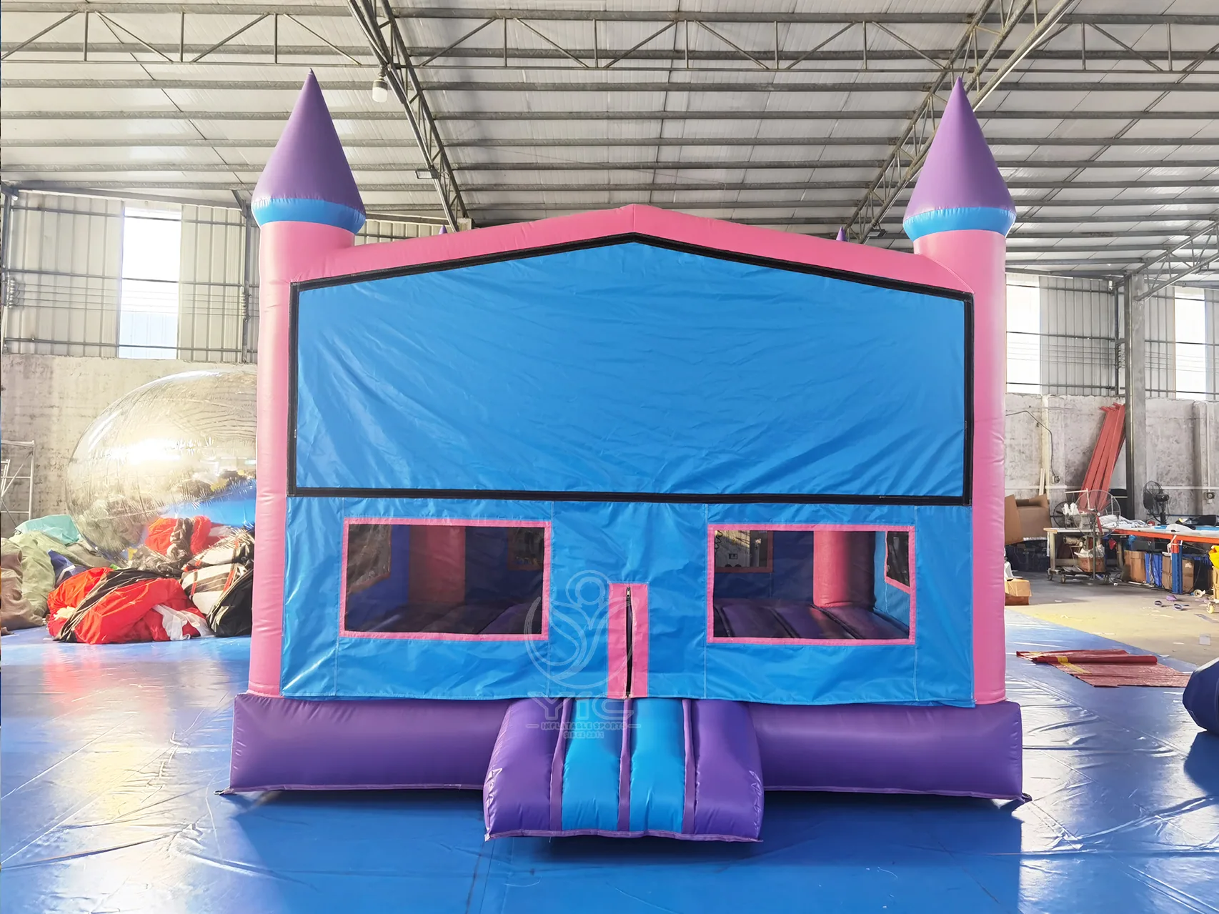 Pink bounce house product photo 2