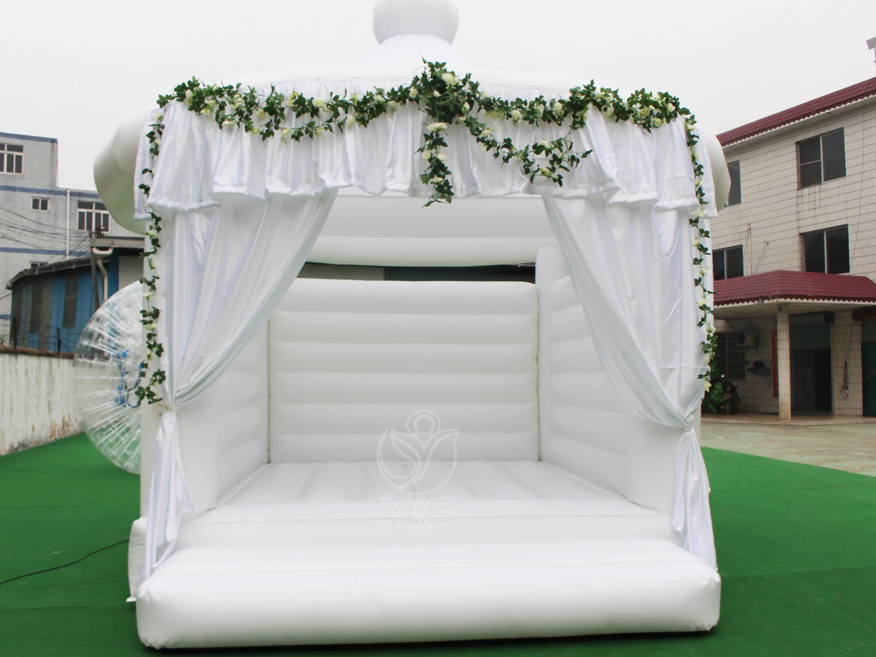 White wedding bounce house product photo 3