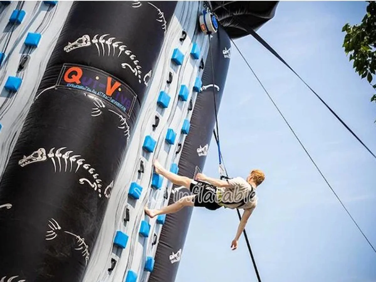 Inflatable climbing tower product photo 5