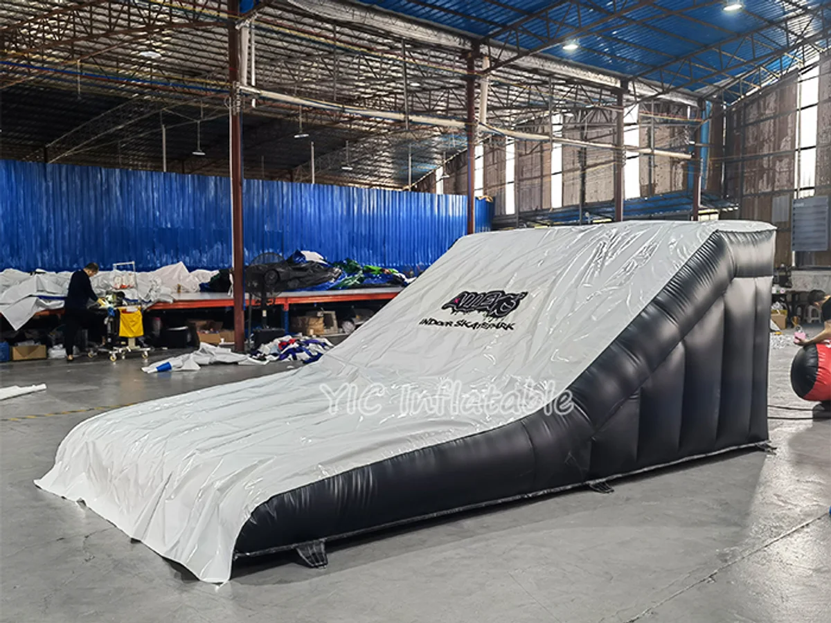 Inflatable bmx landing ramp product photo 2