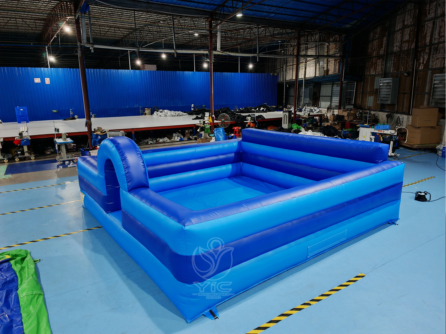 Commercial inflatable foam pit