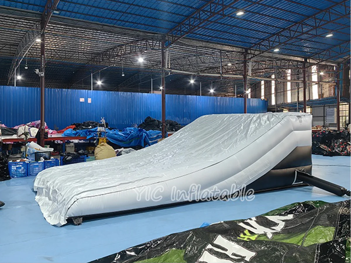 Airbag landing ramp product photo 3