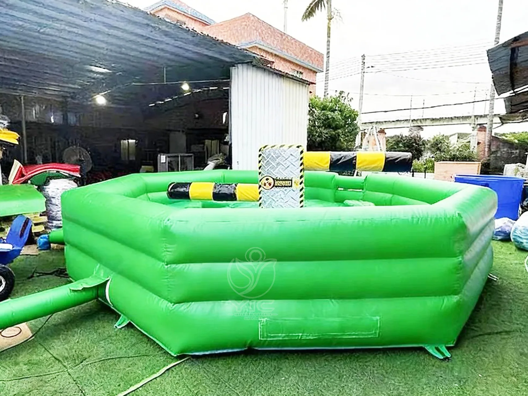 Blow up wipeout course product photo 3