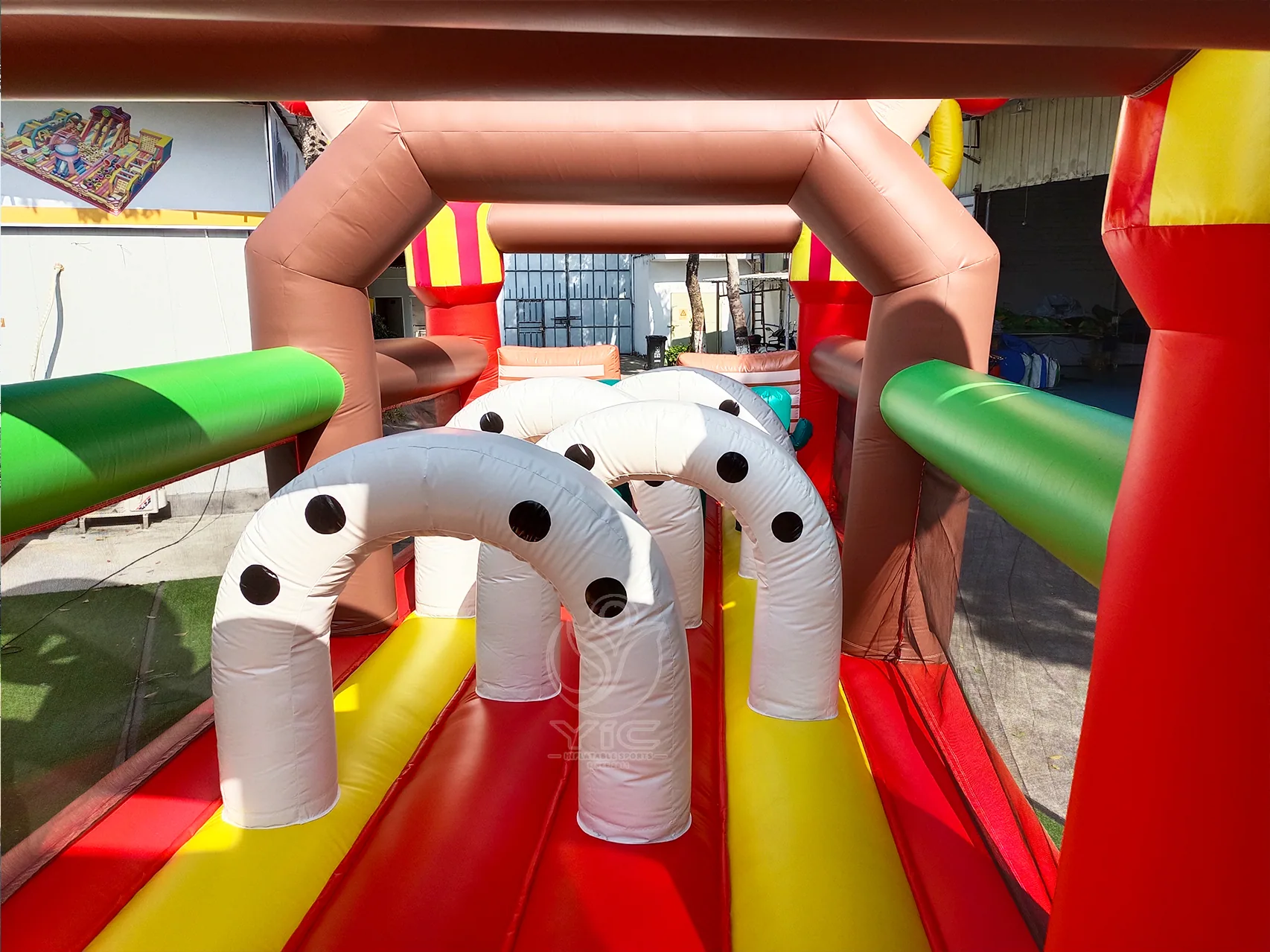 Western Bounce Obstacle Course product photo 5