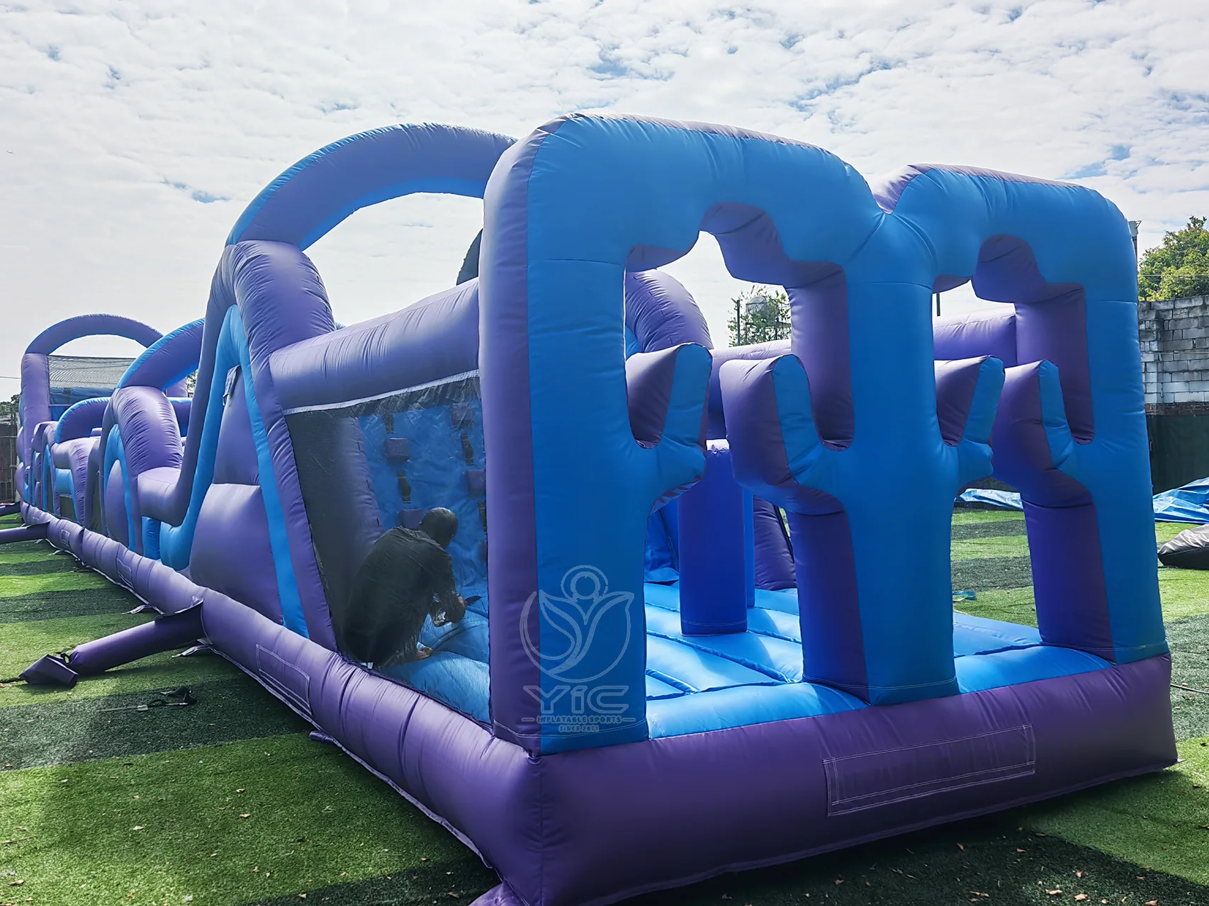 Ninja Challenge Inflatable Obstacle Course product photo 2