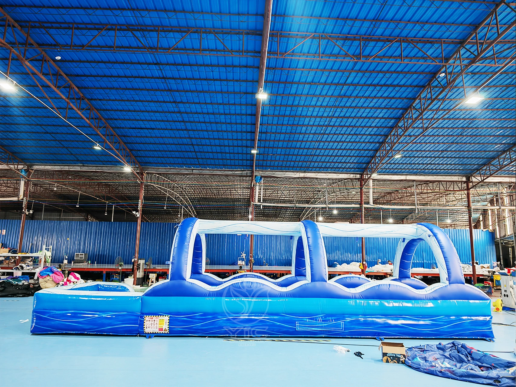 Inflatable slip and slide with pool product photo 4
