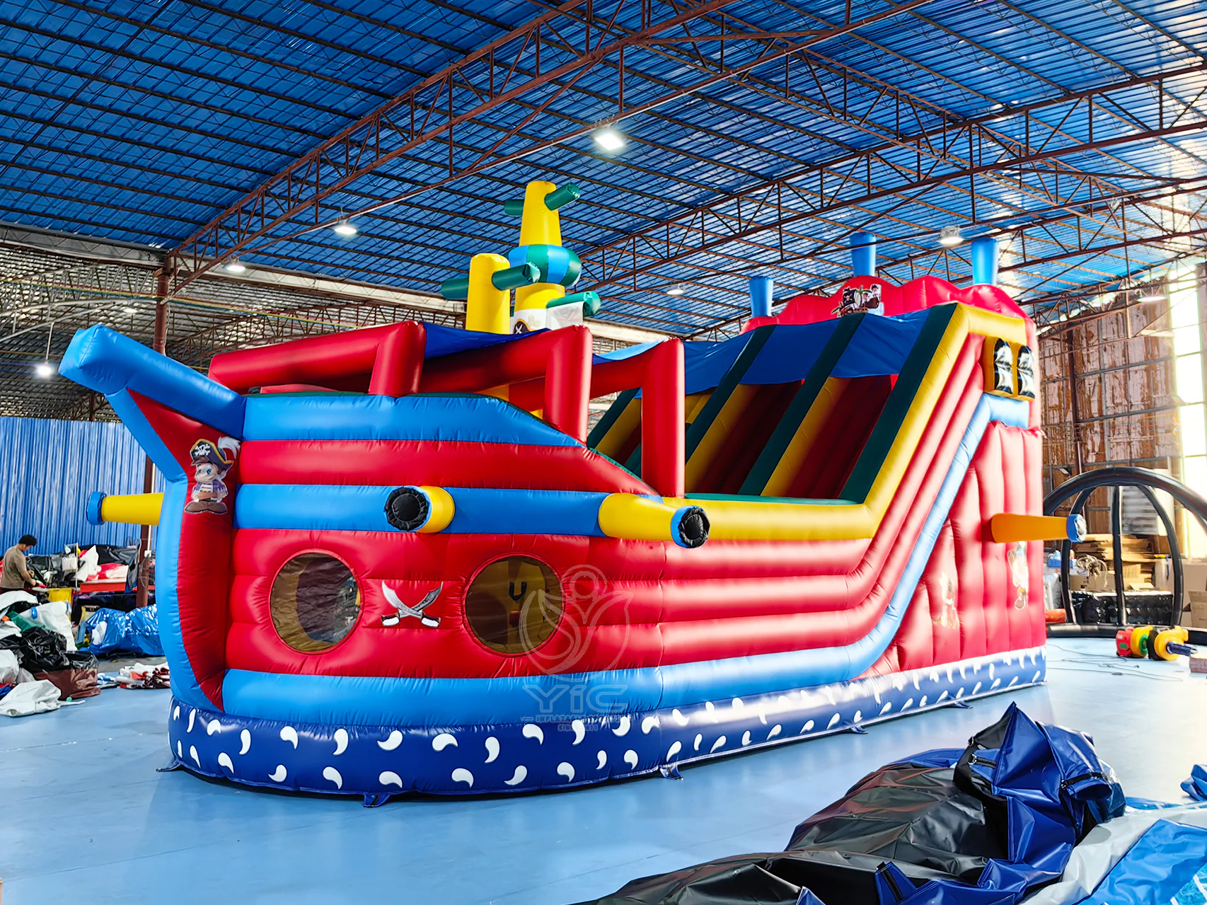 Giant pirate ship inflatable product photo 3