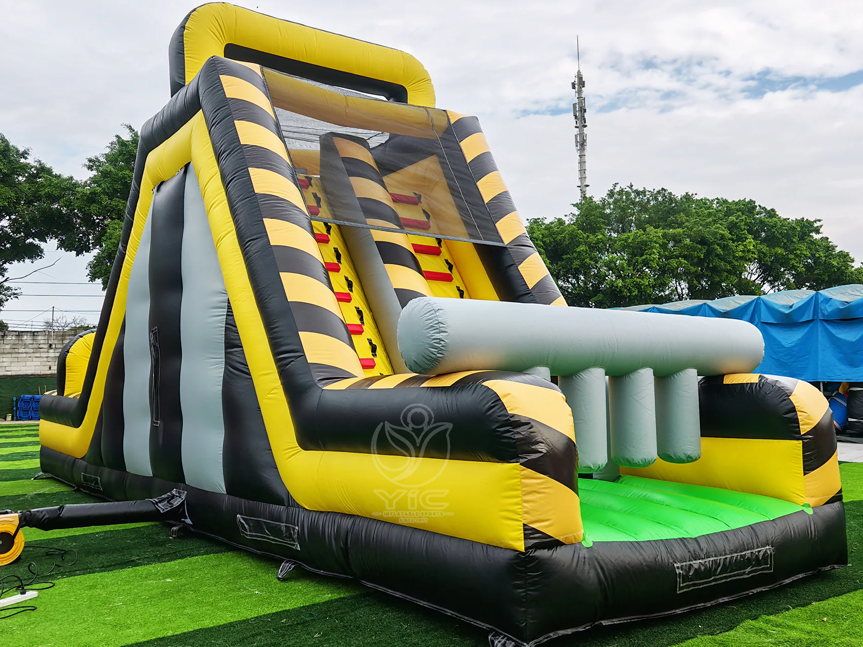 Obstacle course bounce house with slide product photo 3