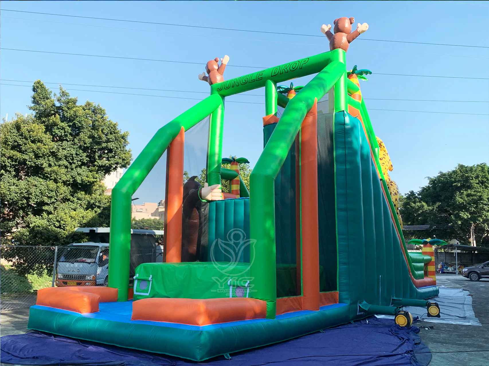 Inflatable jungle slide product photo 3