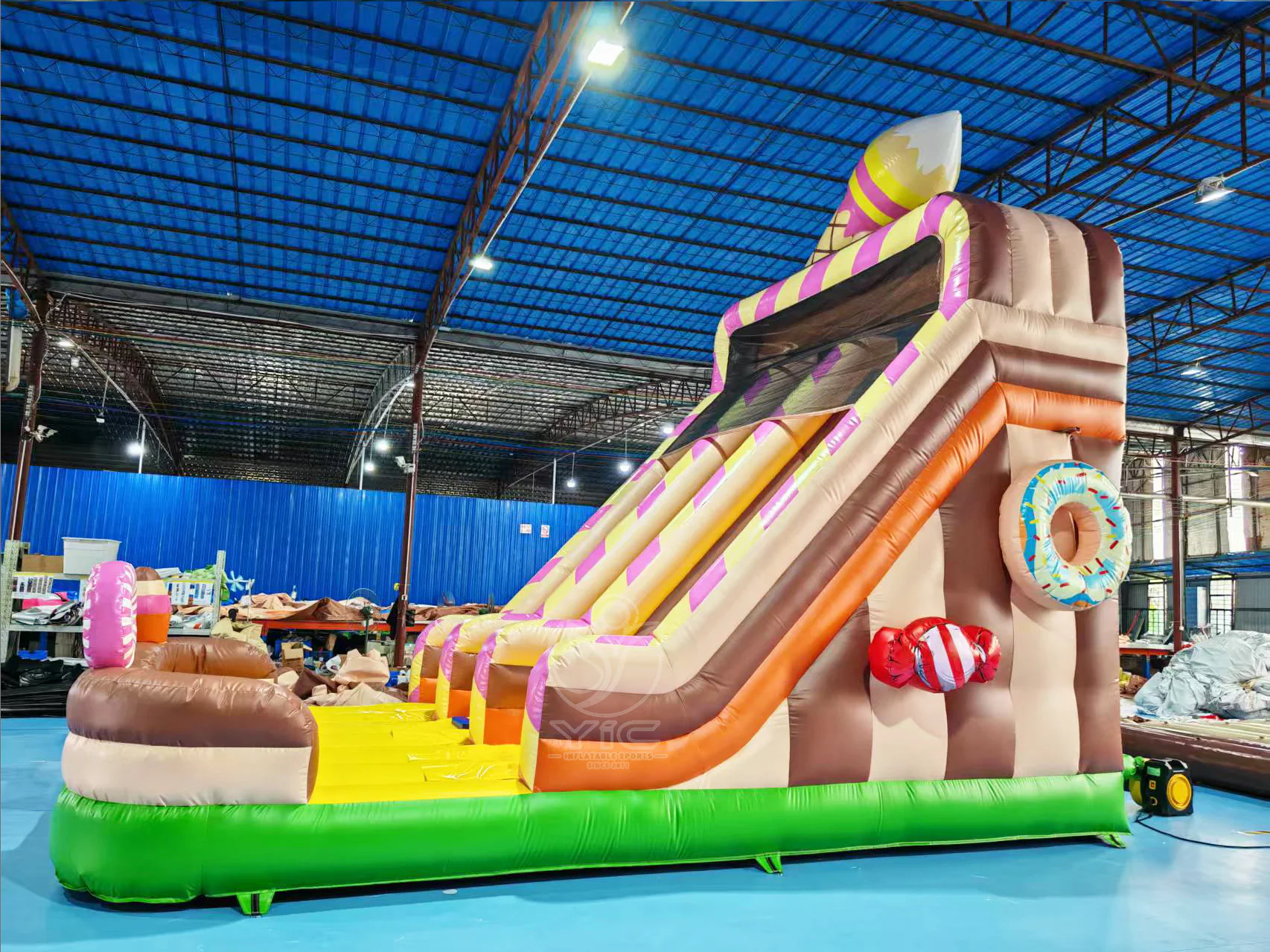 Candy bounce house product photo 4