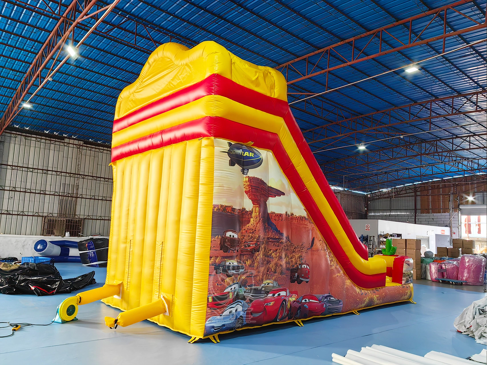 Inflatable racing car slide product photo 4