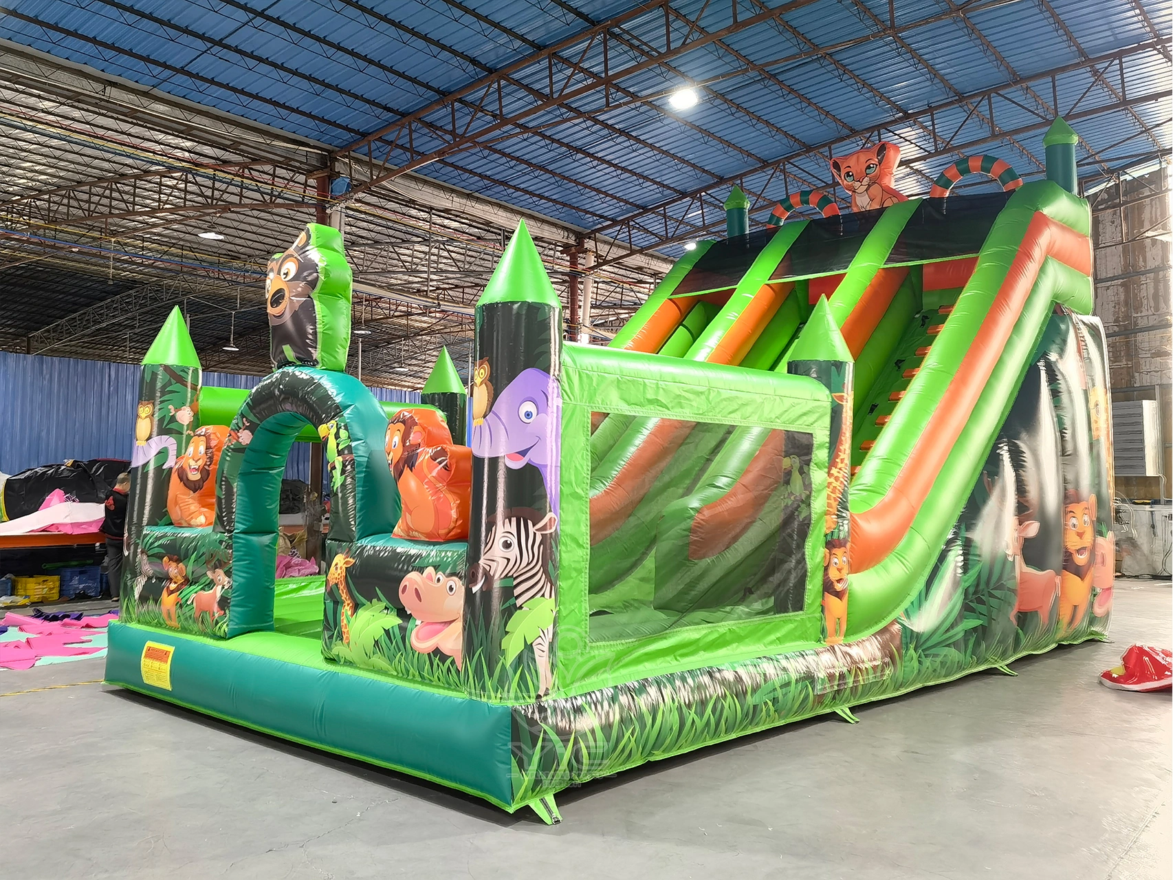 Inflatable jungle slide product photo 2