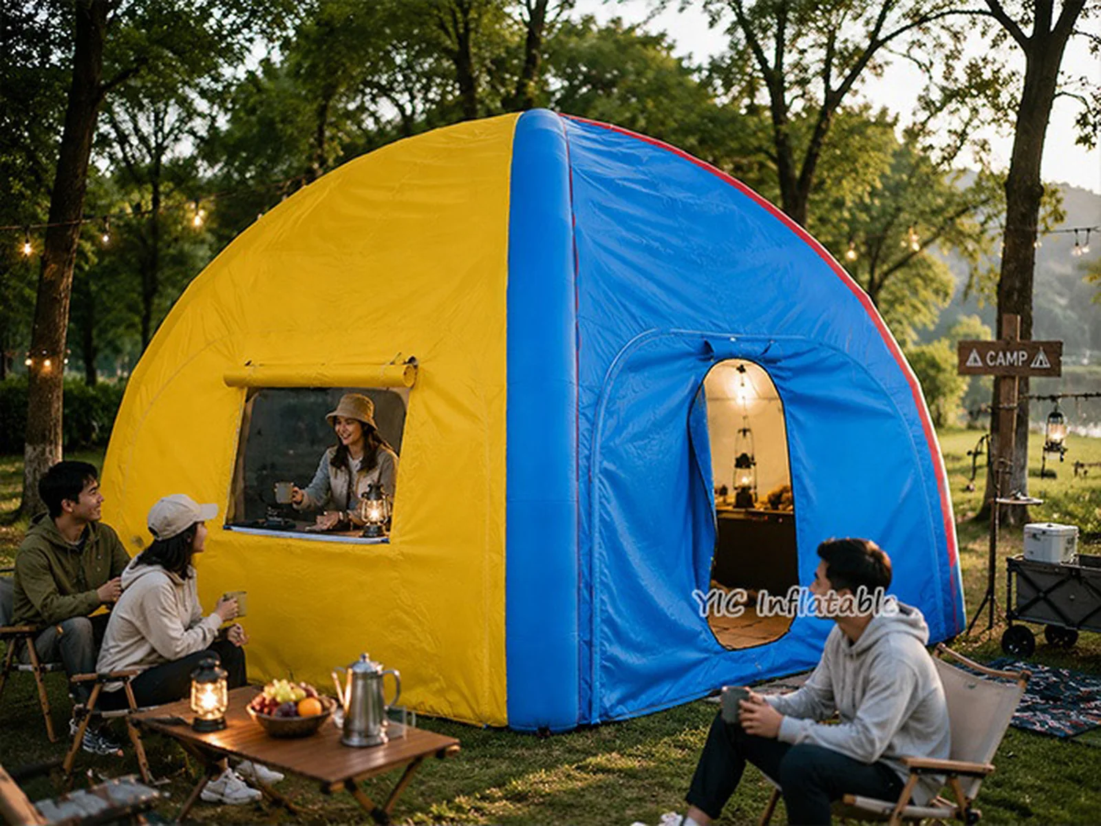 Inflatable family tent, a commercial commercial yellow-and-blue inflatable family tent by YIC Inflatable Sports
