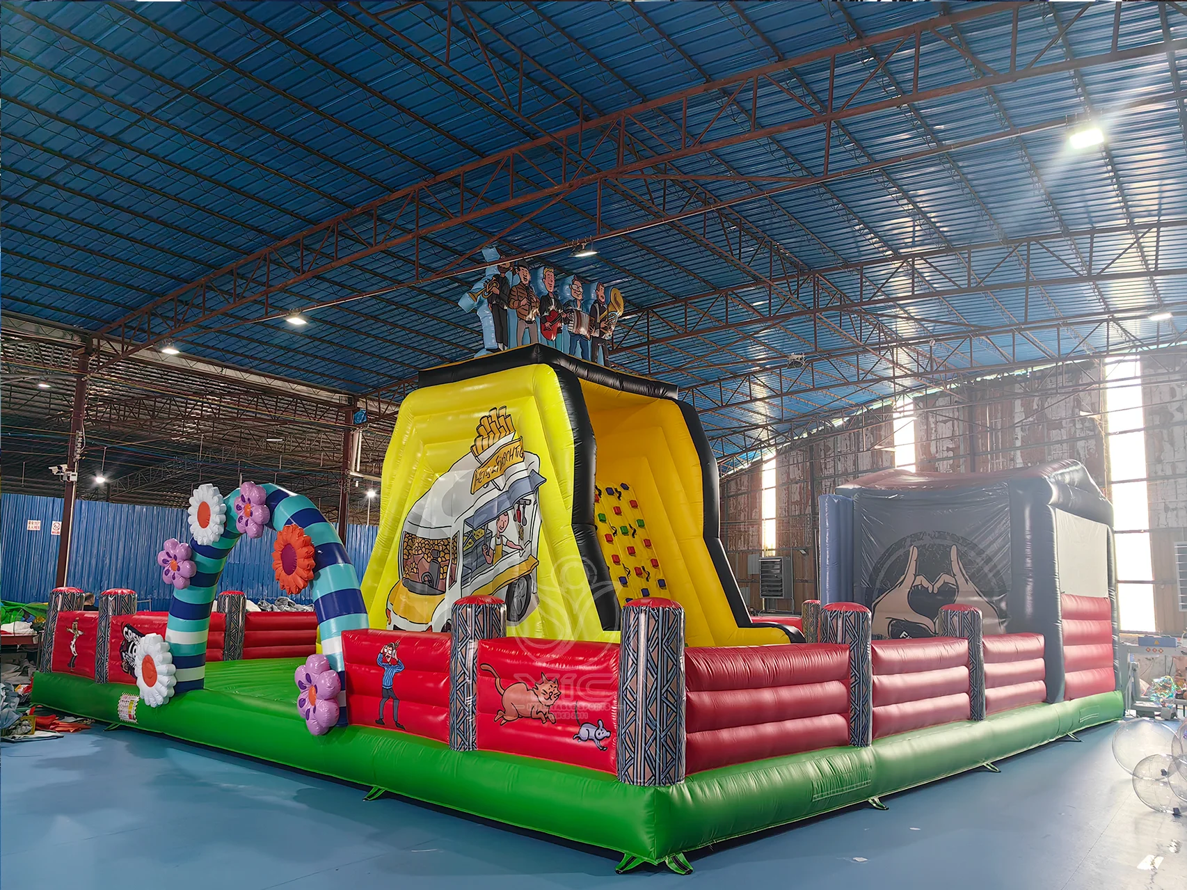 Kids Inflatable Amusement Park product photo 3
