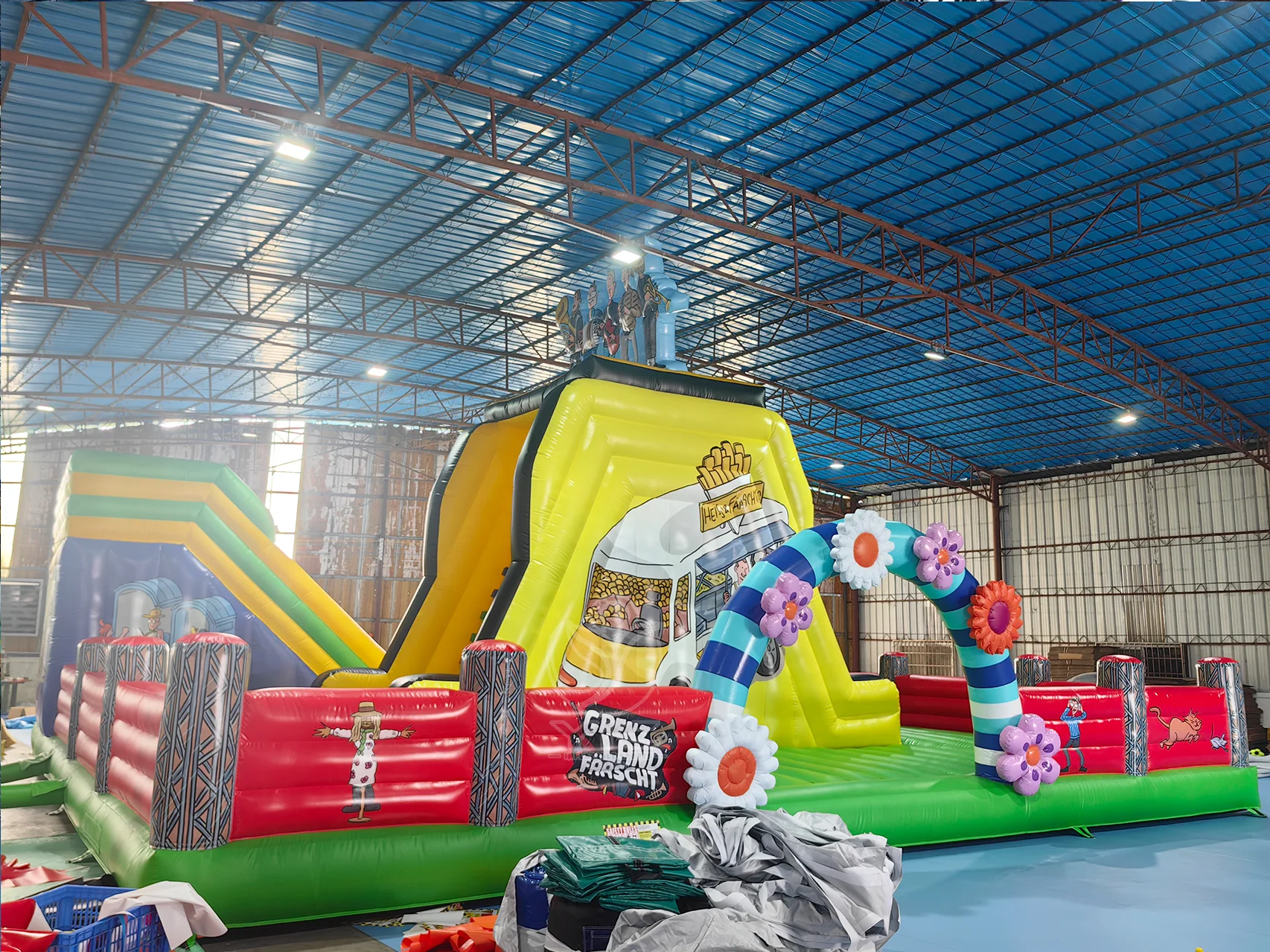 Kids Inflatable Amusement Park product photo 4