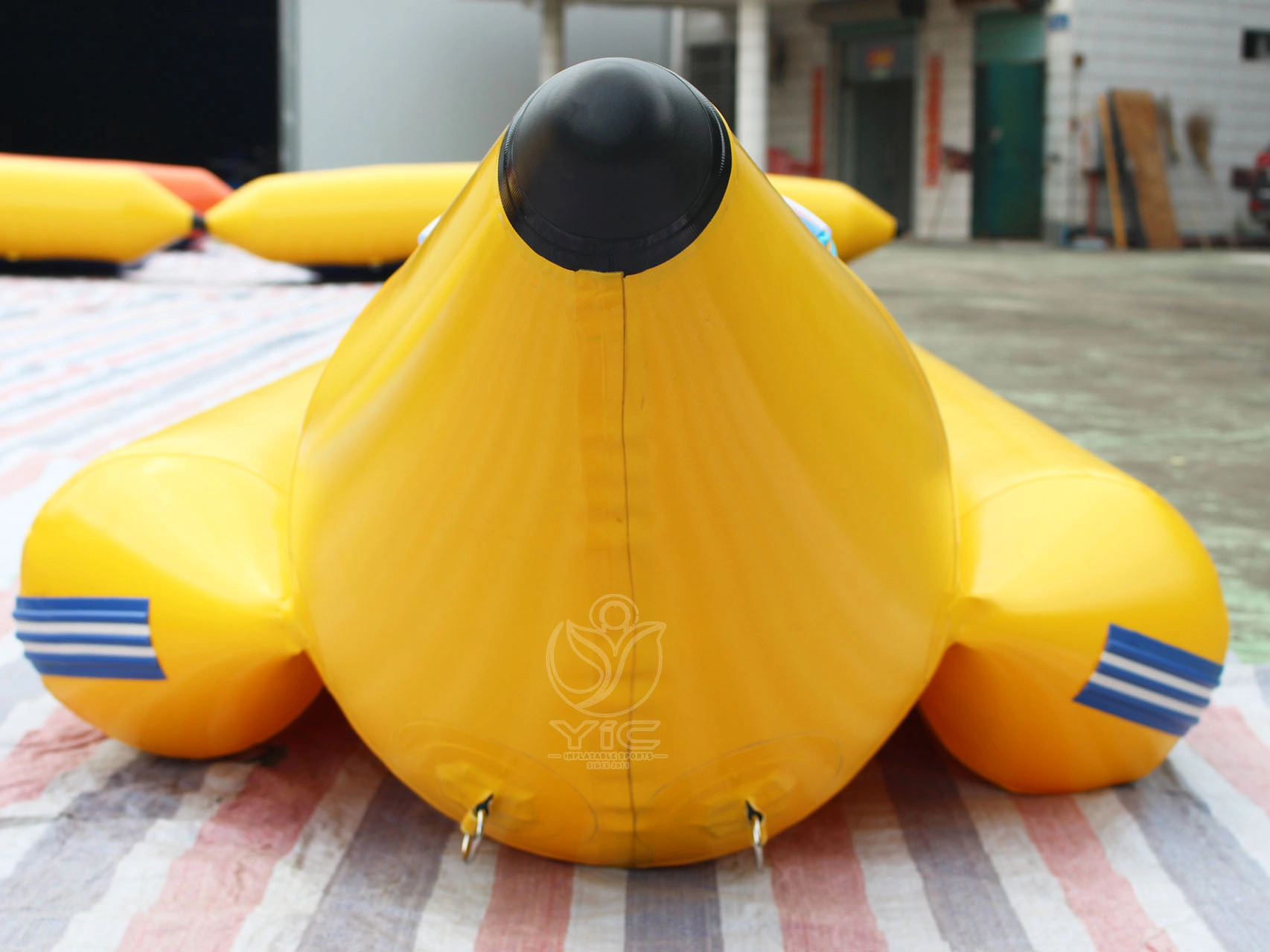 Blow up banana product photo 3