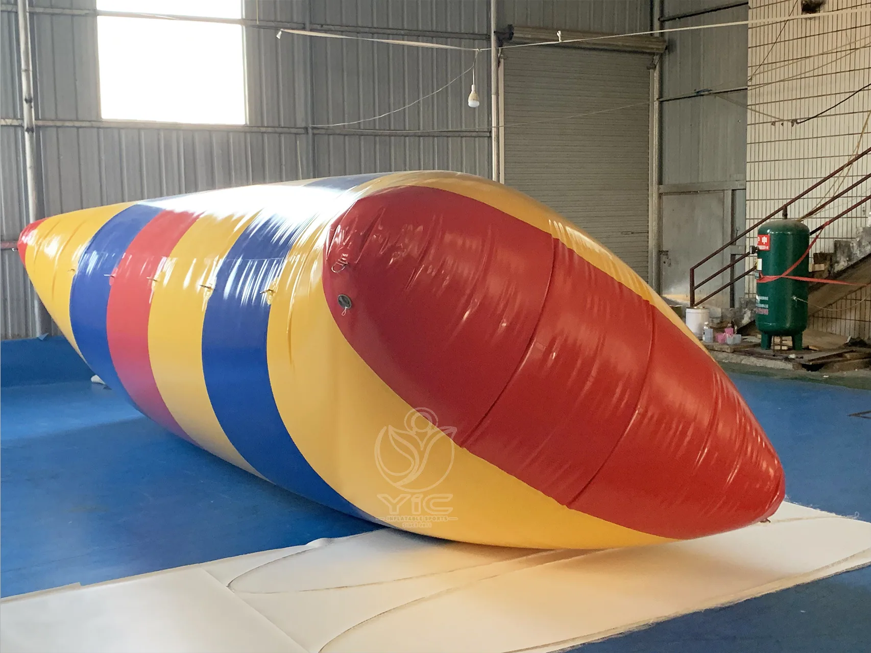 Inflatable water blob product photo 3