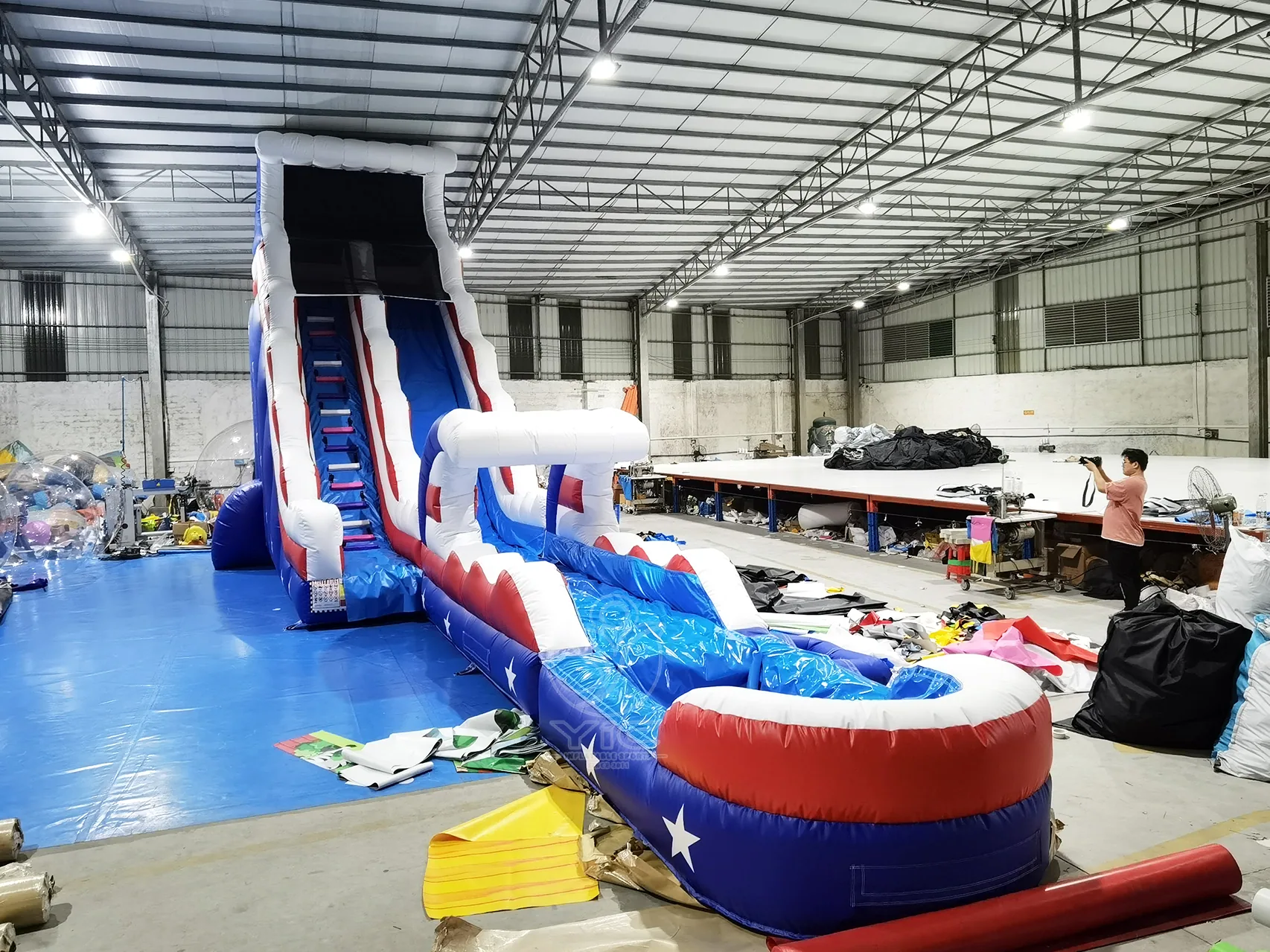 Patriotic water slide, a commercial patriotic water slide by YIC Inflatable Sports