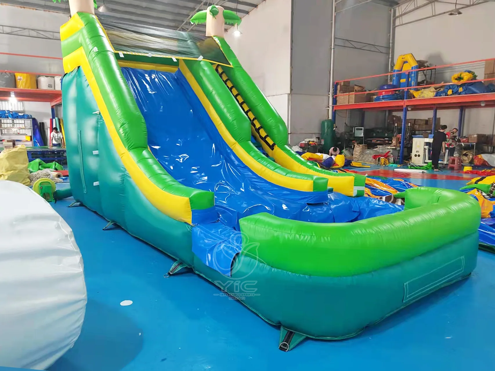 Inflatable jungle water slide product photo 2