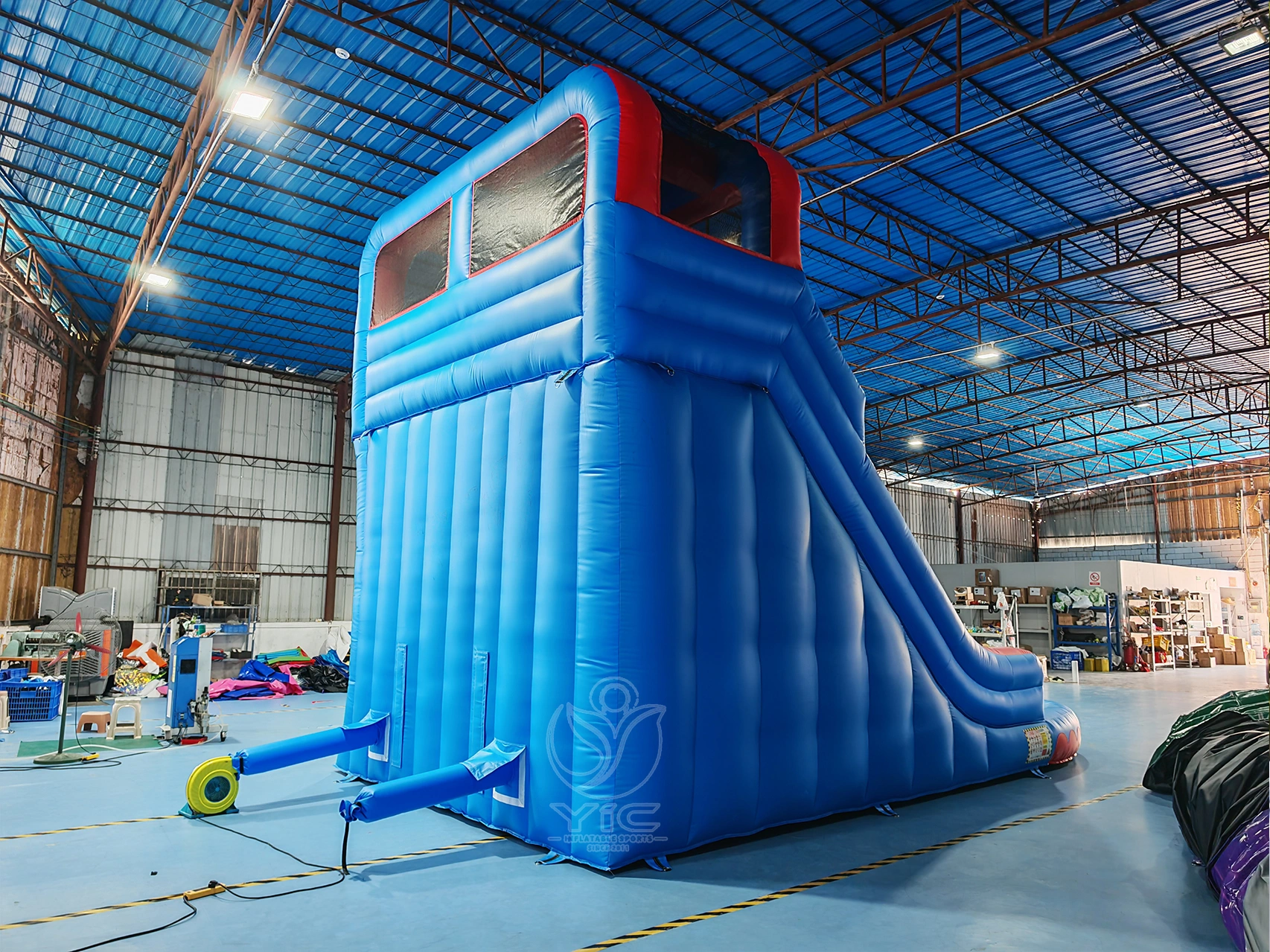 Double water slide with splash pool product photo 5
