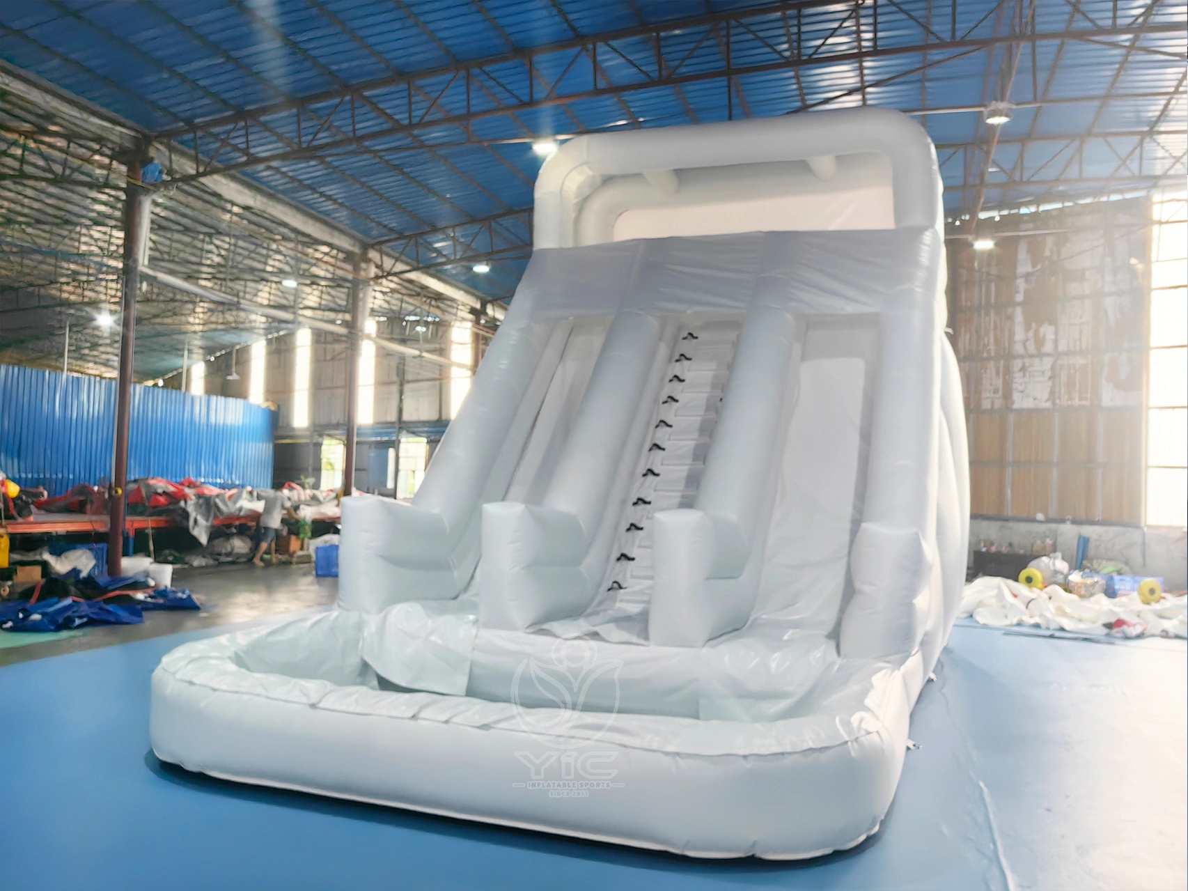 Bounce house with water slide and air blower, a commercial bounce house with water slide and air blower by YIC Inflatable Sports