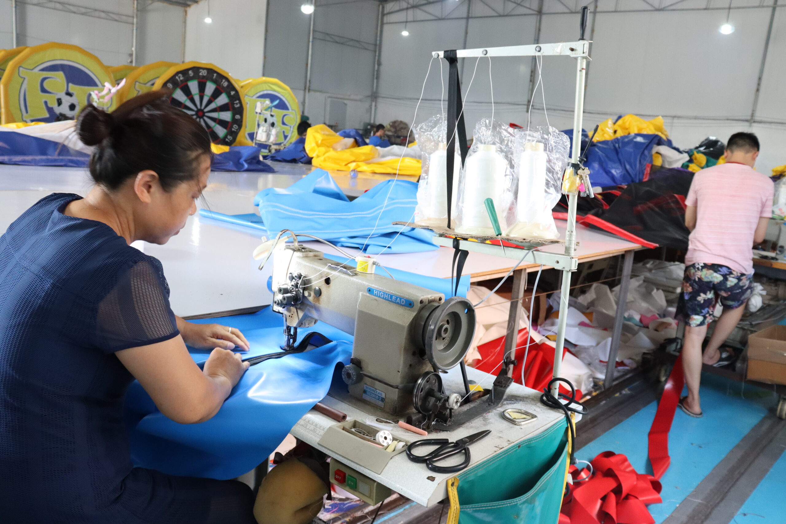 commercial-inflatable-manufacturer-yic-in-process-inspection