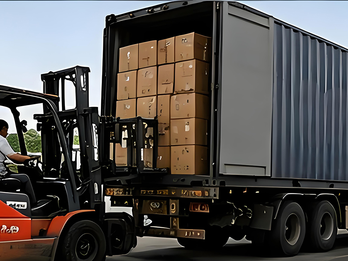 Commercial Inflatable Manufacturer packing and shipping process for global export of inflatable products from YIC factory