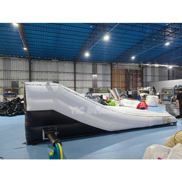 Airbag Landing Ramp